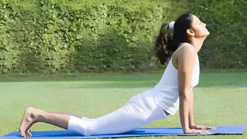 International Yoga Day: 5 Ways in which yoga helps you achieve inner peace