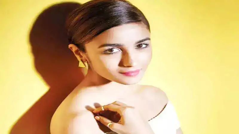 Alia Bhatt’s photoshopped picture with baby goes viral