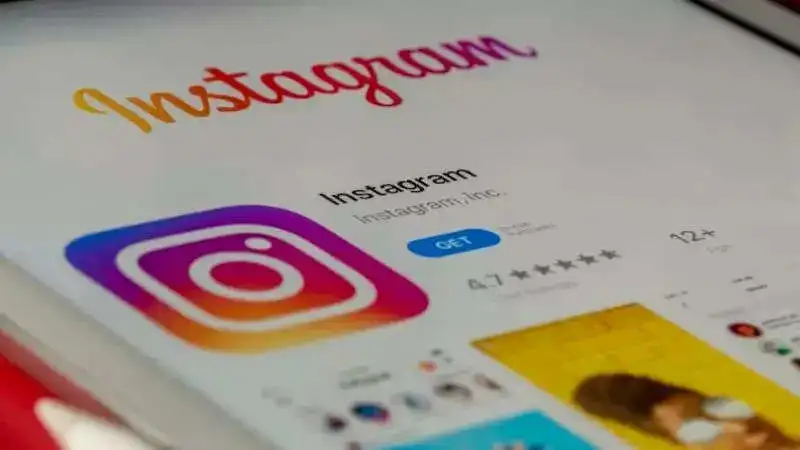 Instagram down: Users flood Twitter with complaints of accounts being suspended, memes surface