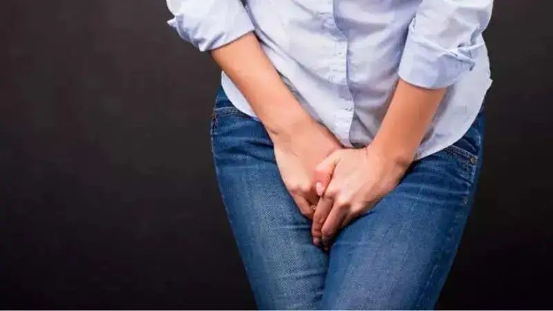 10 Reasons why you shouldn't hold your pee