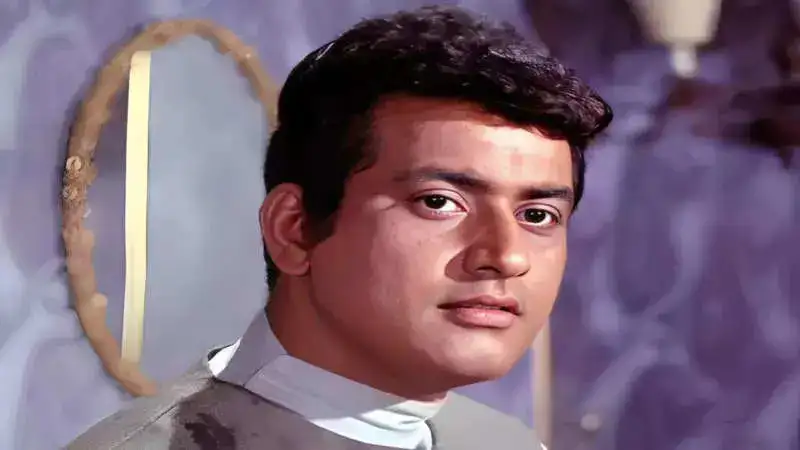 On Manoj Kumar’s birthday today, here are his 5 most iconic songs