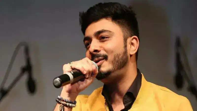 Was Abhay Jodhpurkar nearly replaced by Arijit Singh in SRK’s ‘Mere Naam Tu’?