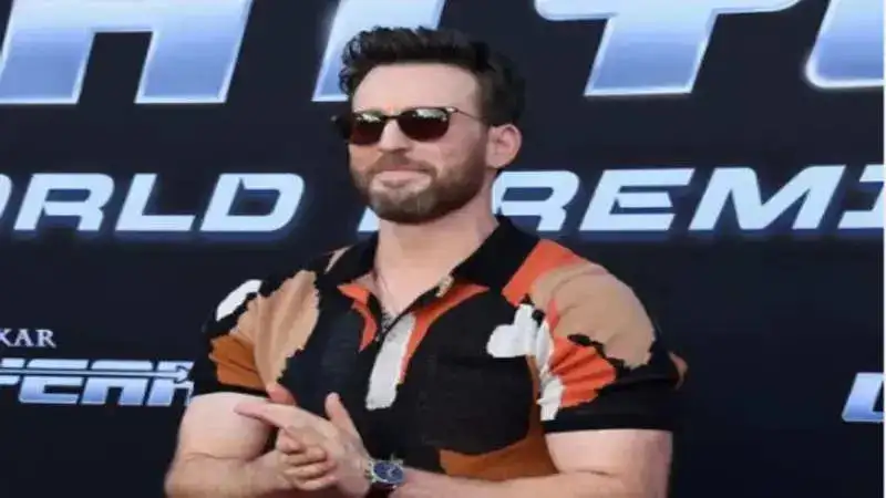 Chris Evans is dating actress Alba Baptista and he has ‘never been happier’