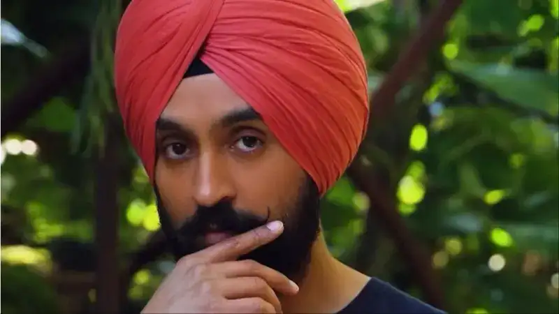 Diljit Dosanjh’s video of dancing in front of Eiffel Tower is too cute to handle!