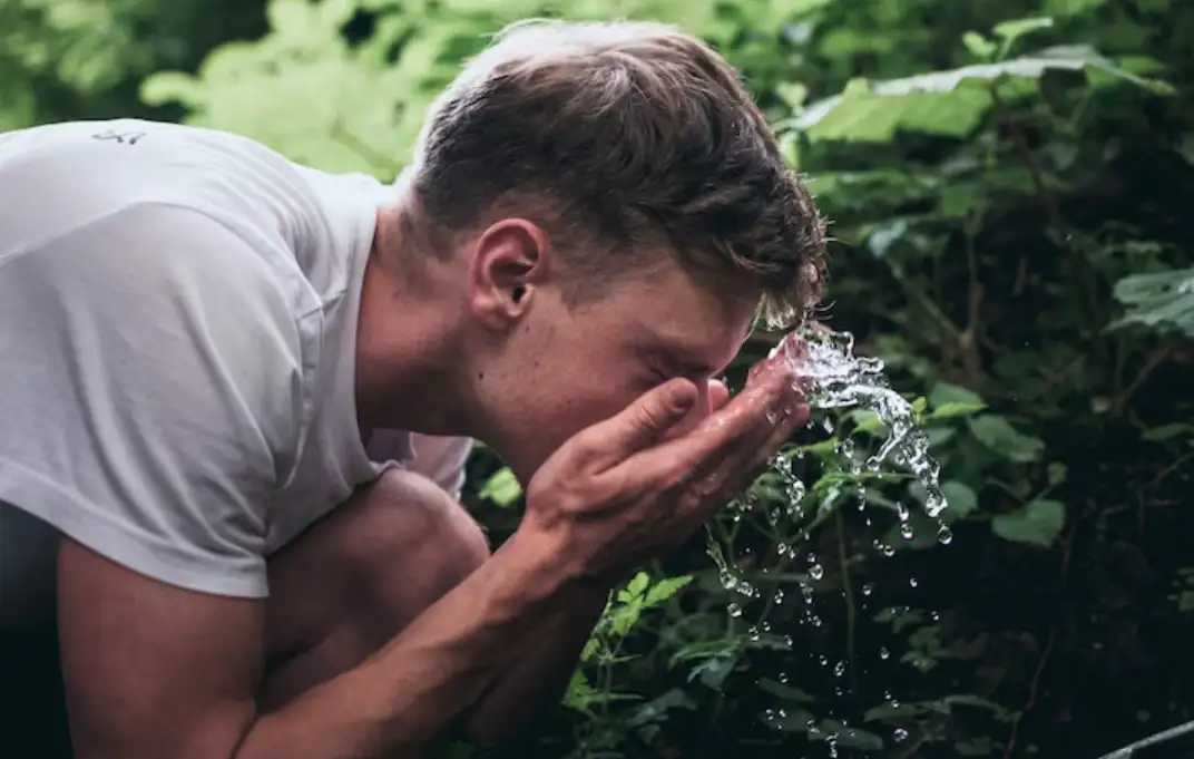 Washing face