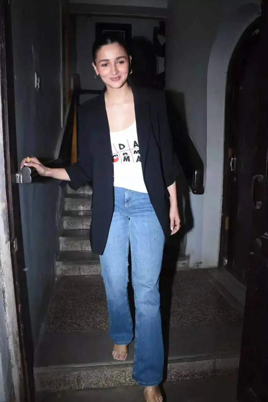 Alia (in mumbai)