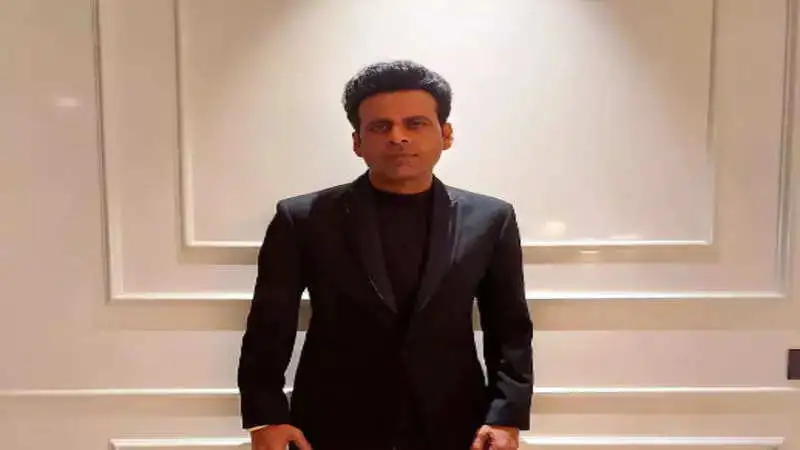 Manoj Bajpayee recalls his photos being thrown in the dustbin during struggling days