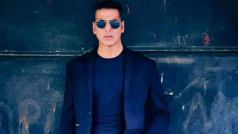 Akshay Kumar shows dedication by shooting a Rs 15 crore action scene despite knee injury