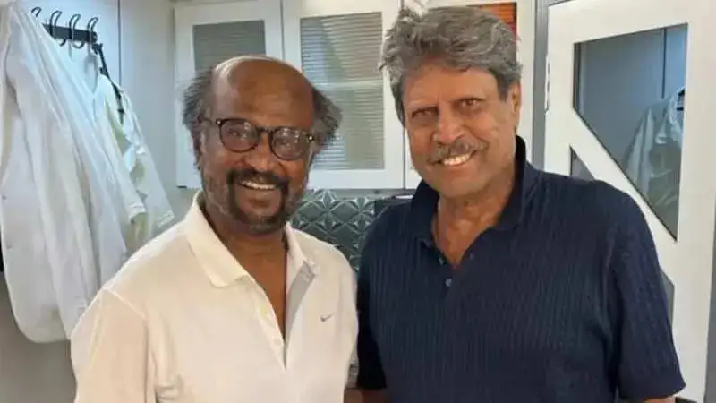 Thalaivar Rajinikanth and Kapil Dev pose for an epic pic. Check it out!