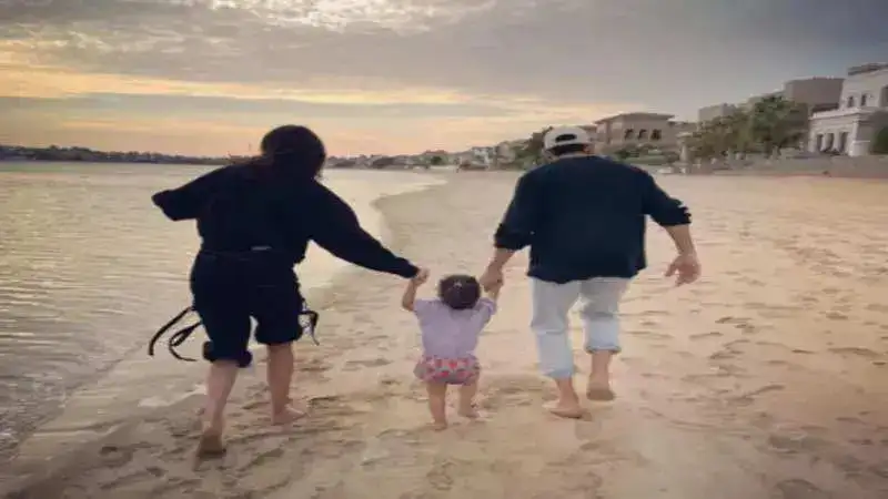 Virat Kohli’s walk on the beach with wife Anushka Sharma and daughter Vamika is all things adorable