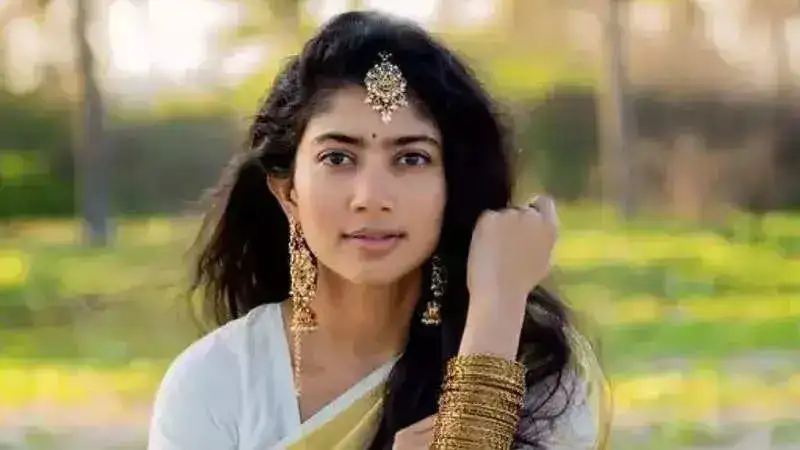 Sai Pallavi has NOT replaced Rashmika Mandanna in Allu Arjun's Pushpa 2; Here's what we know