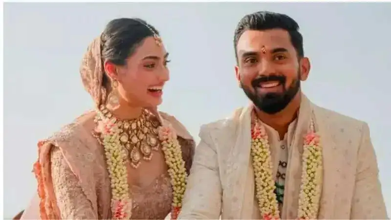 Newlyweds KL Rahul and Athiya Shetty will skip honeymoon for THIS reason