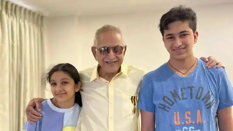 Mahesh Babu's children Sitara and Gautham pen emotional note for their late grandfather Krishna