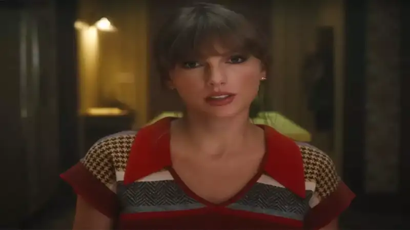 Midnights by Taylor Swift brings in $230 million for Universal