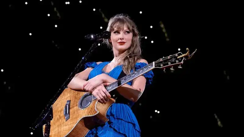 Man buys Taylor Swift-signed guitar at auction only to destroy it!