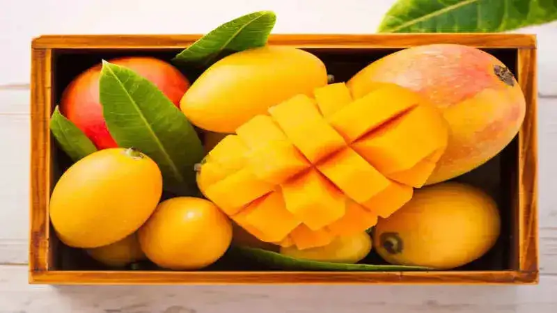 8 Benefits of eating mangoes