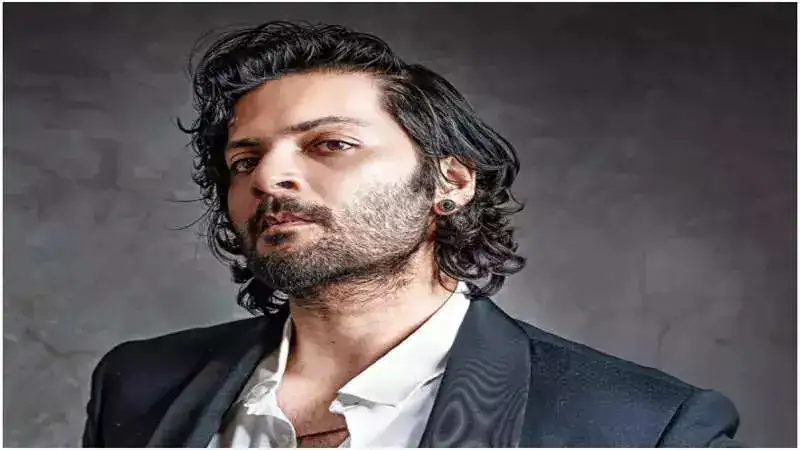 Ali Fazal collaborates with Vishal Bharadwaj, Anurag Basu and Ric Roman Waugh for upcoming projects, calls them “cinematic heroes”