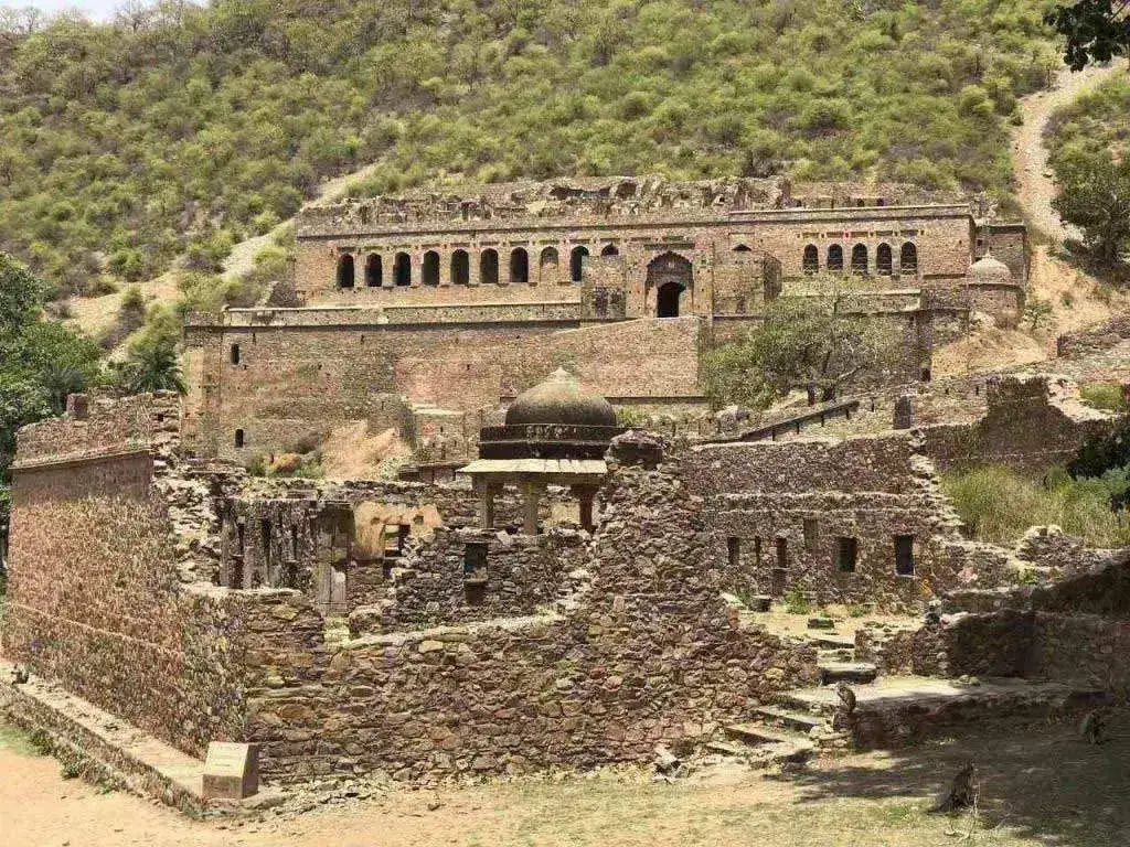 Bhangarh fort