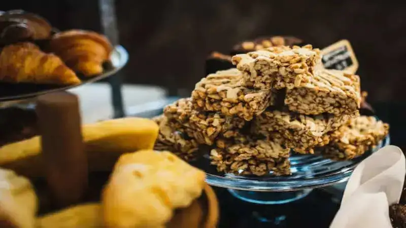 Tasty peanut butter granola bars recipe with its 4 health benefits