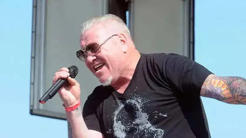 'Smash Mouth' singer Steve Harwell in hospice care after liver failure