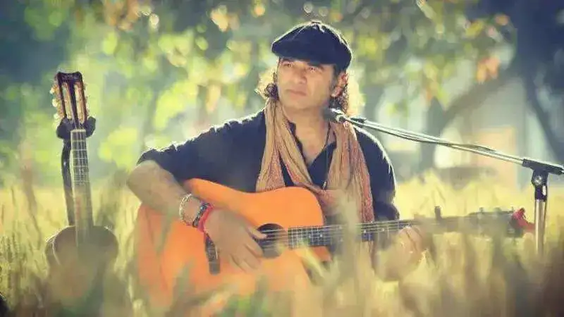 Happy Birthday Mohit Chauhan! Listen to his best songs