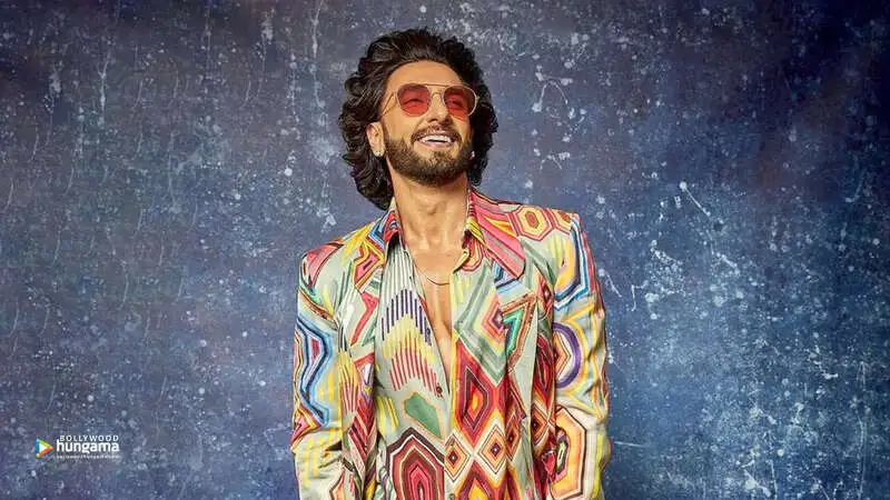 These 11 Ranveer Singh’s looks are so enticing that they might make you go weak in your knees