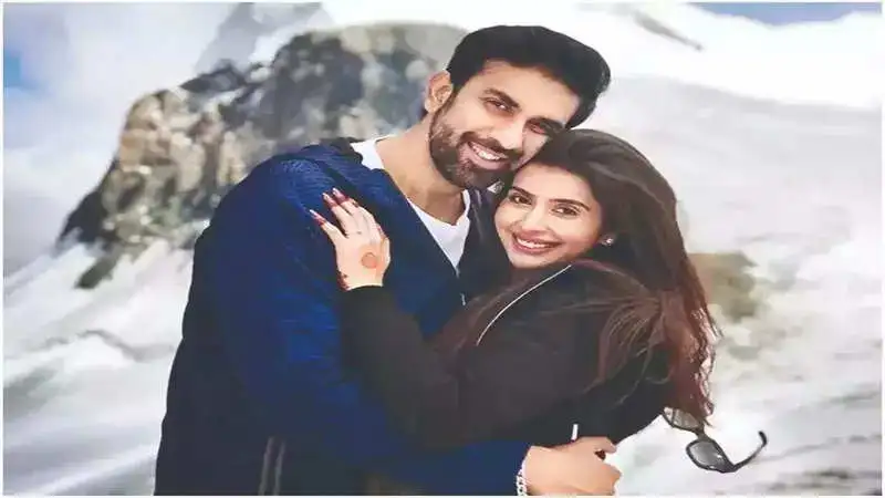 Charu Asopa, Rajeev Sen spend former’s birthday together, netizens question their relationship status