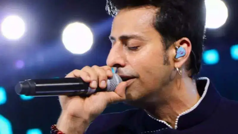 Happy Birthday Salim Merchant- His best compositions!