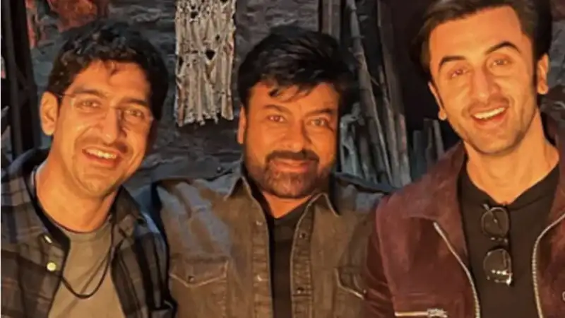 Chiranjeevi joins team 'Brahmastra', to lend his voice for Telugu version