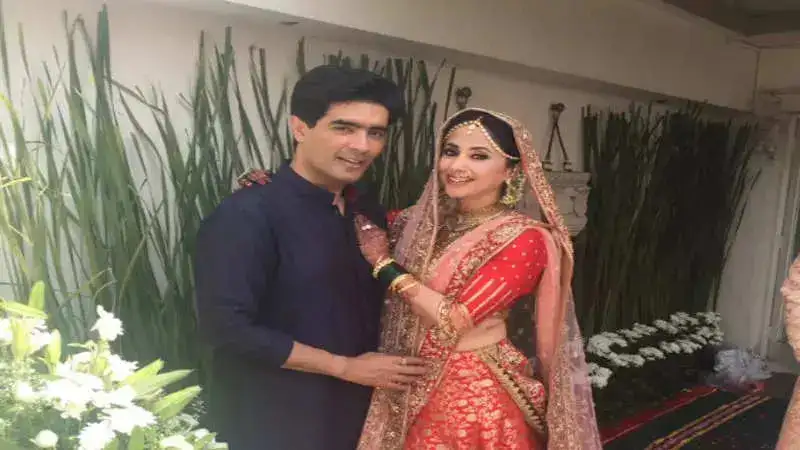 Bollywood brides who were dressed by Manish Malhotra on their big day!