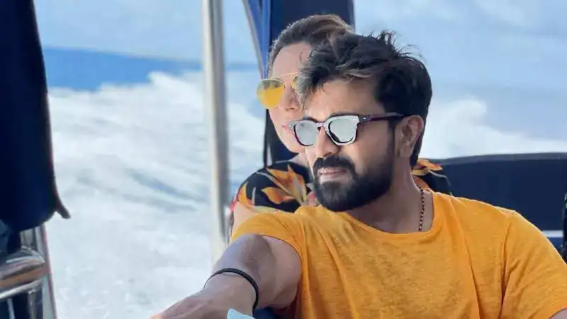 Ram Charan drops enchanting clicks from Maldives vacay with wife Upasana Kamineni