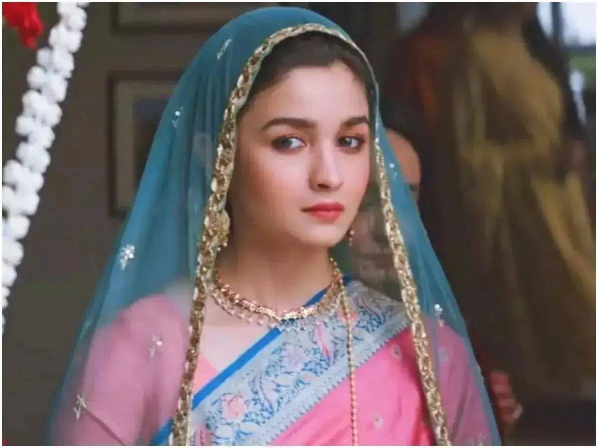 Alia Bhatt - Raazi