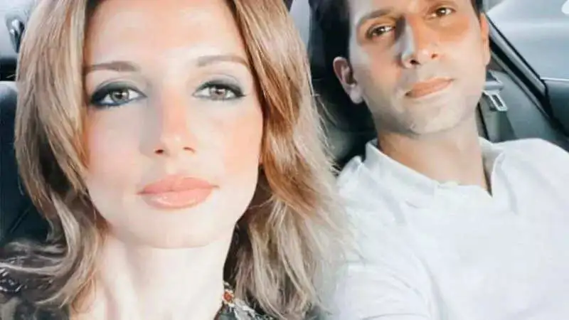 Sussanne Khan’s lovey dovey posts with beau Arslan Goni are winning the internet