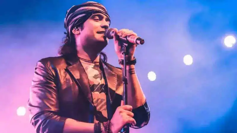 Jubin Nautiyal on his first love: It is supposed to be incomplete! Exclusive