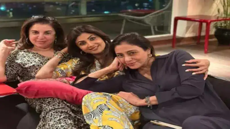 Farah Khan hosts a pyjama party for Tabu’s birthday, shares glimpses of the celebrations