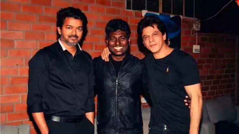 Shah Rukh Khan and Vijay pose at Atlee's birthday bash. Fans wonder, 'Is Thalapathy's appearance in Jawan confirmed?'