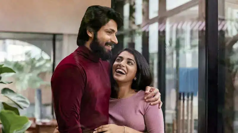 'Dharala Prabhu' actor Harish Kalyan introduces wife-to-be Narmada Udayakumar