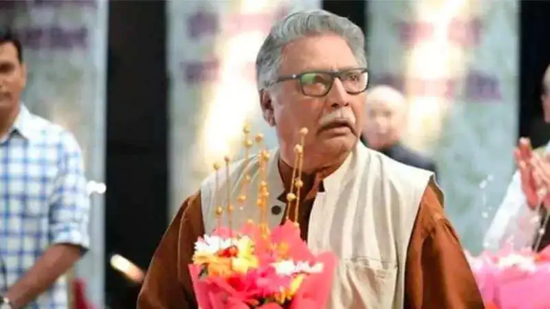 Vikram Gokhale shows steady improvement, may be off the ventilator in 48 hours