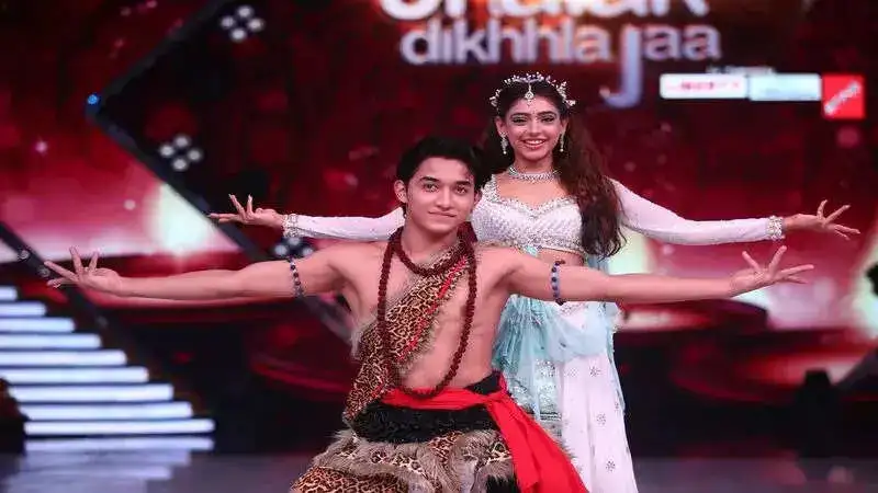 Diwali celebrations on the set of ‘Jhalak Dikhhla Jaa 10’!