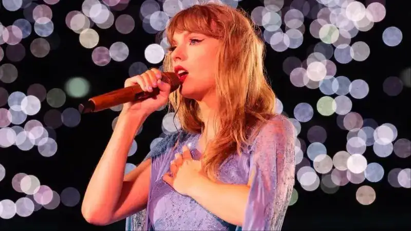 Wow! Taylor Swift becomes world’s richest female musician; surpasses Rihanna