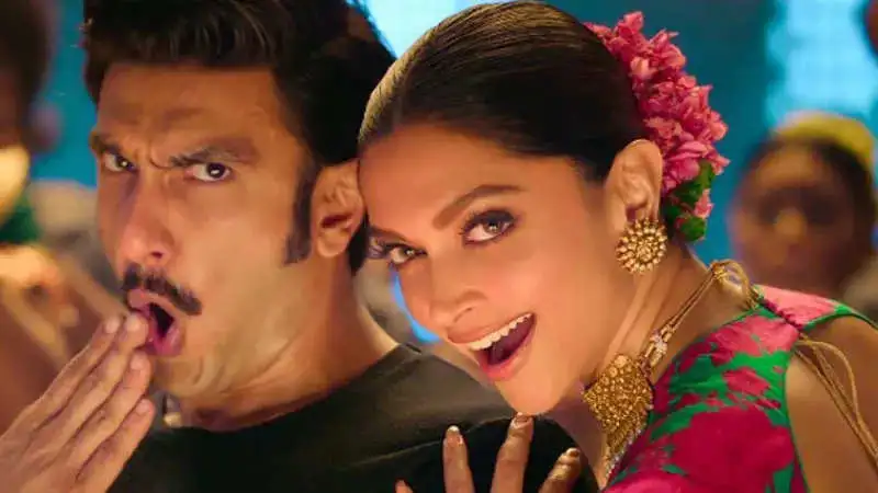 Ranveer Singh grooves with Deepika Padukone in new song from Rohit Shetty’s ‘Cirkus’