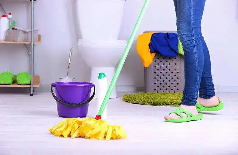 bathroom cleaning