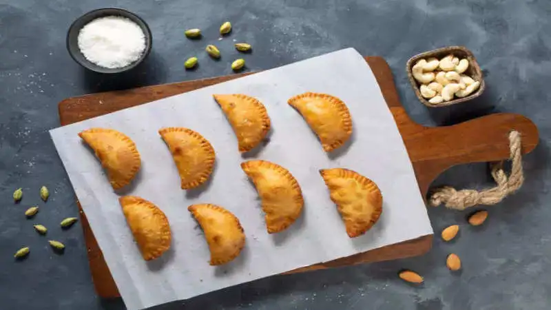 Gujiya recipe to make at home and indulge in for Holi