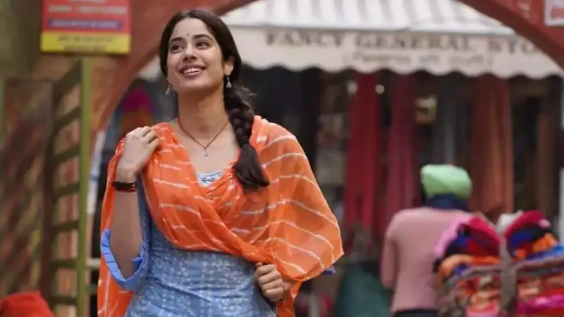 Janhvi Kapoor Steals Our Hearts With An Intense Poster From Good Luck Jerry