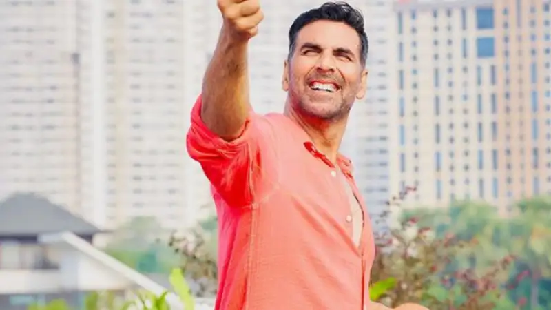 After his hair stylist’s death, Akshay Kumar pledges to support his family