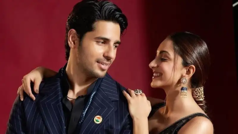 Sidharth Malhotra-Kiara Advani are Kajol-SRK of new generation say fans after their new ad goes viral