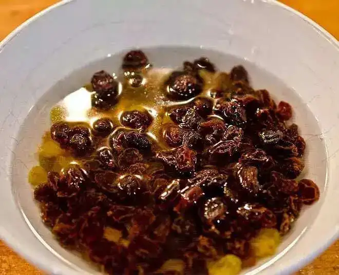 soaked-raisins-health-benefits-main