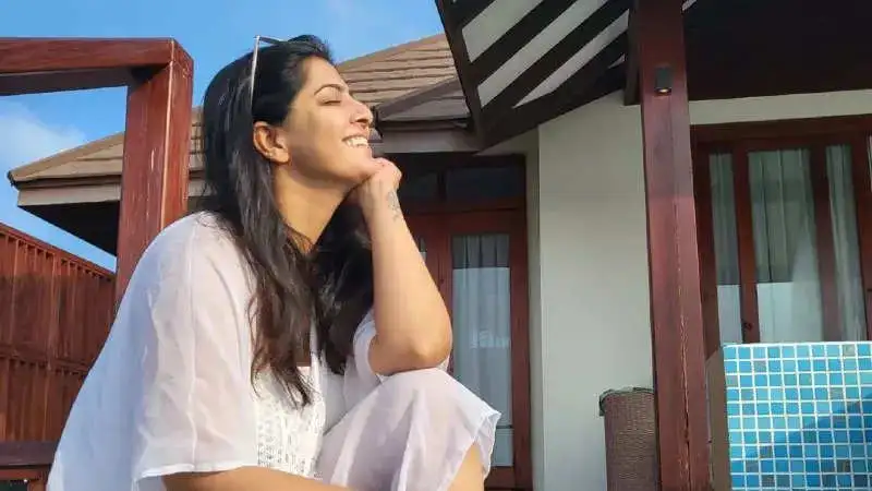 Varalakshmi Sarathkumar pens an emotional note as she completes 10 years in the industry