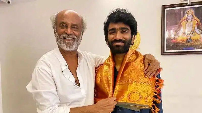 Rajinikanth heaps praises on Pradeep Ranganathan for 'Love Today'