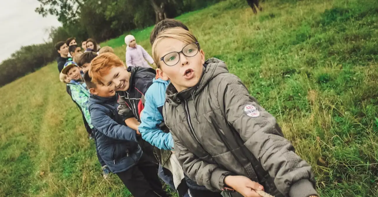 Kids playing tug of war